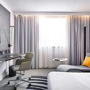 Executive Queen Room